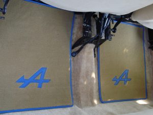 renault 5 turbo R5T1 5RT2 R5T on carpet R5A Alpine blue beige