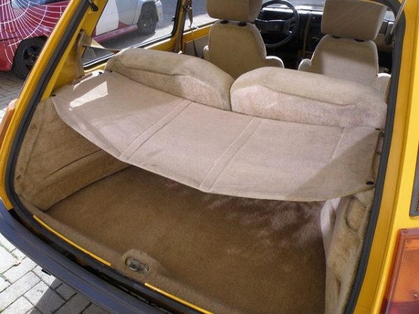 Plage arrière R5A Renault5 Renault 5 Alpine R5Alpine beige