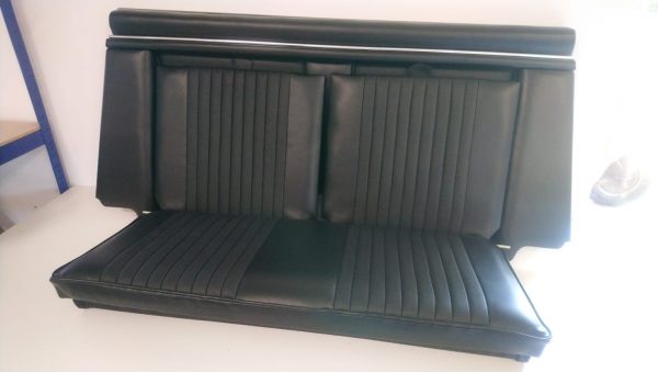 Simca 1200's black seat