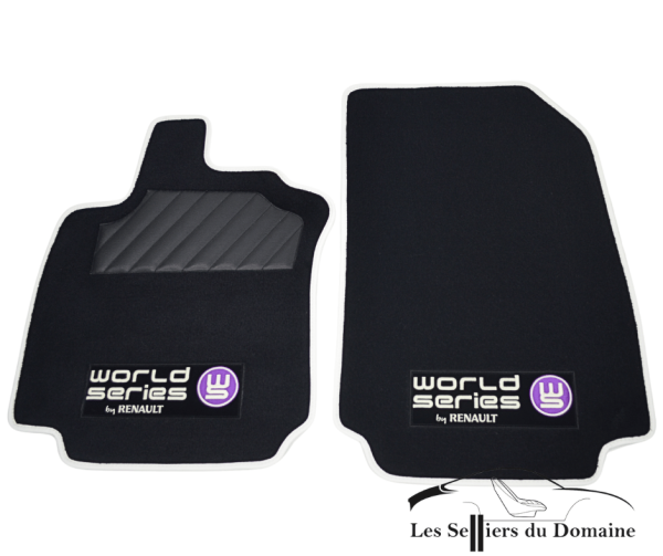 sur-tapis-clio-3-rs-world-serie-by-renault